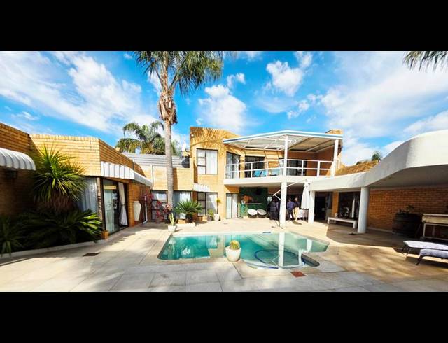 4 BEDROOM HOUSE FOR SALE IN BOKSBURG WEST